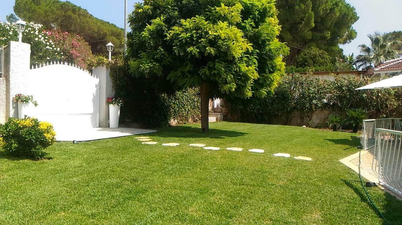 Villa Delle Muse Fontane Bianche Exterior foto